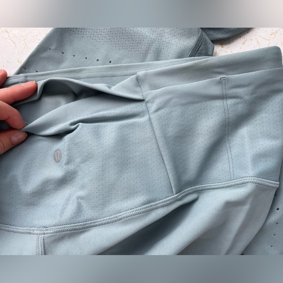 NWT- Zoned in HR Tight 27”- Lululemon. Light steel blue - Picture 5 of 6